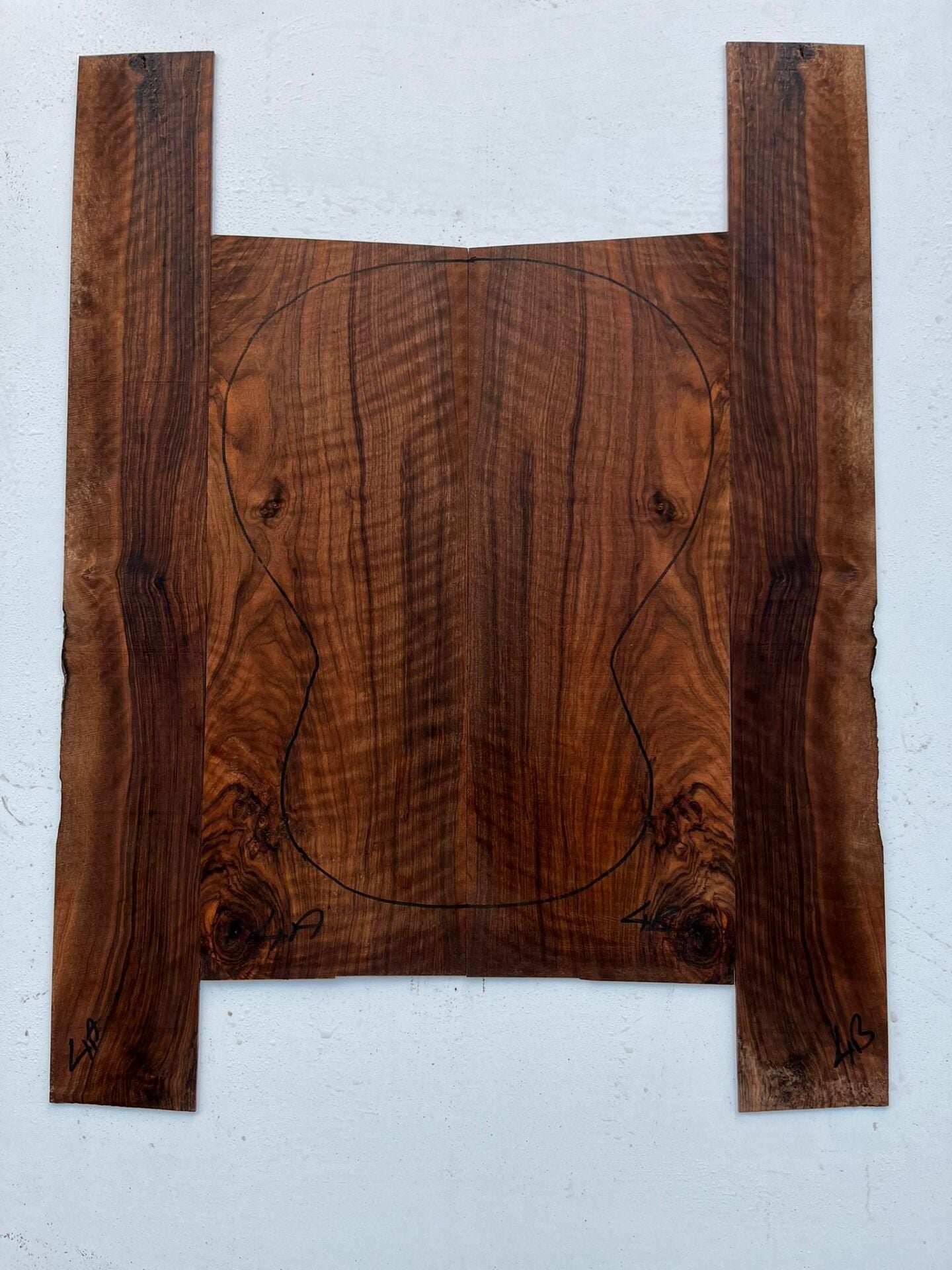 Master Grade Flame Bastogne Walnut Acoustic Guitar Back And Sides set #4