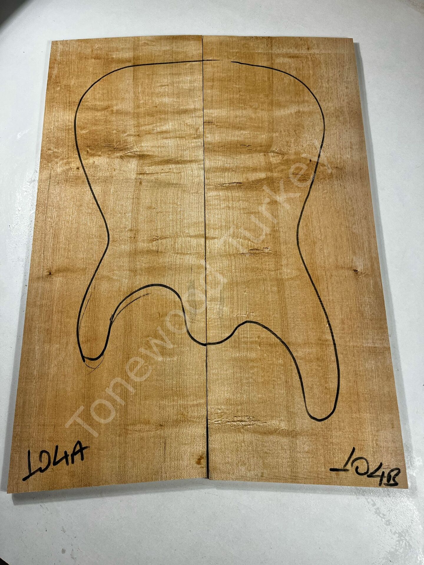 Figured Maple Drop Top Luthier Guitar Figured Wood Bookmatched Set No:104